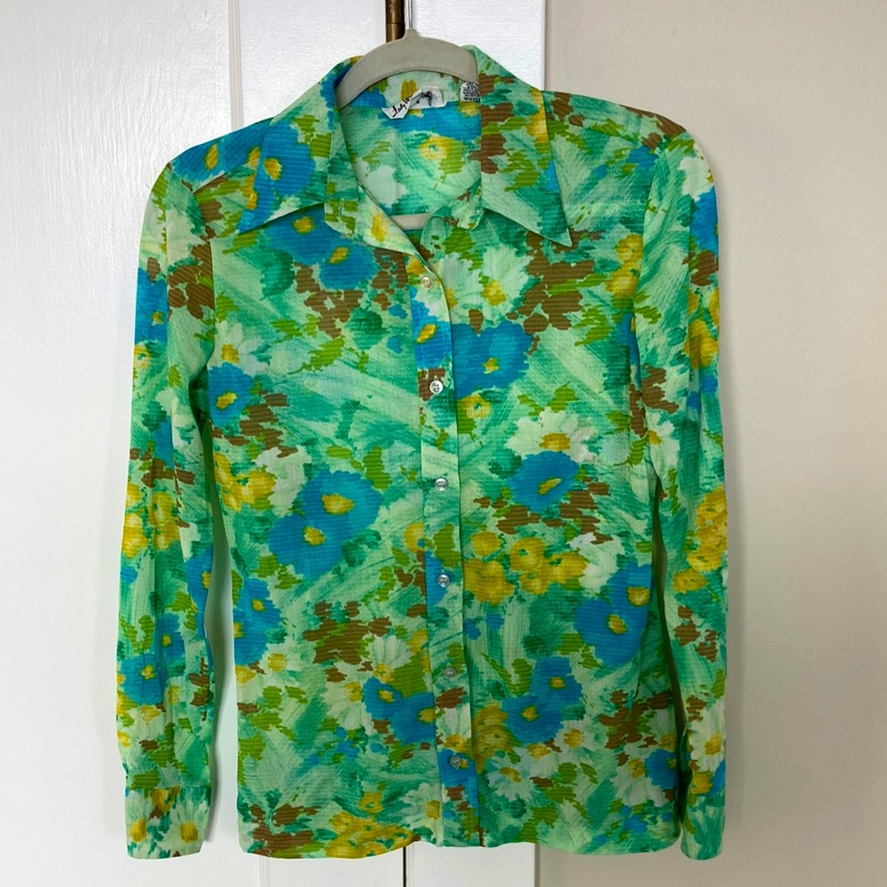 Vintage Lady Manhattan collared blouse